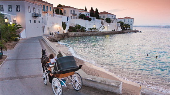 A photo from Spetses, Öùôïãñáößåò ÓðÝôóåò